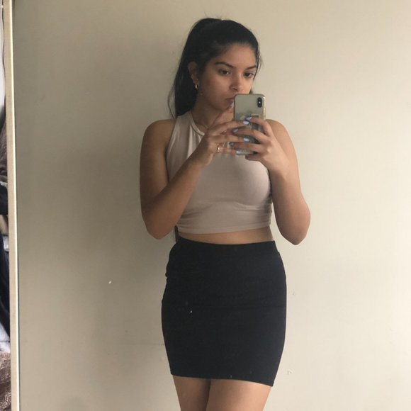 Black Bodycon Skirt - Picture 2 of 3